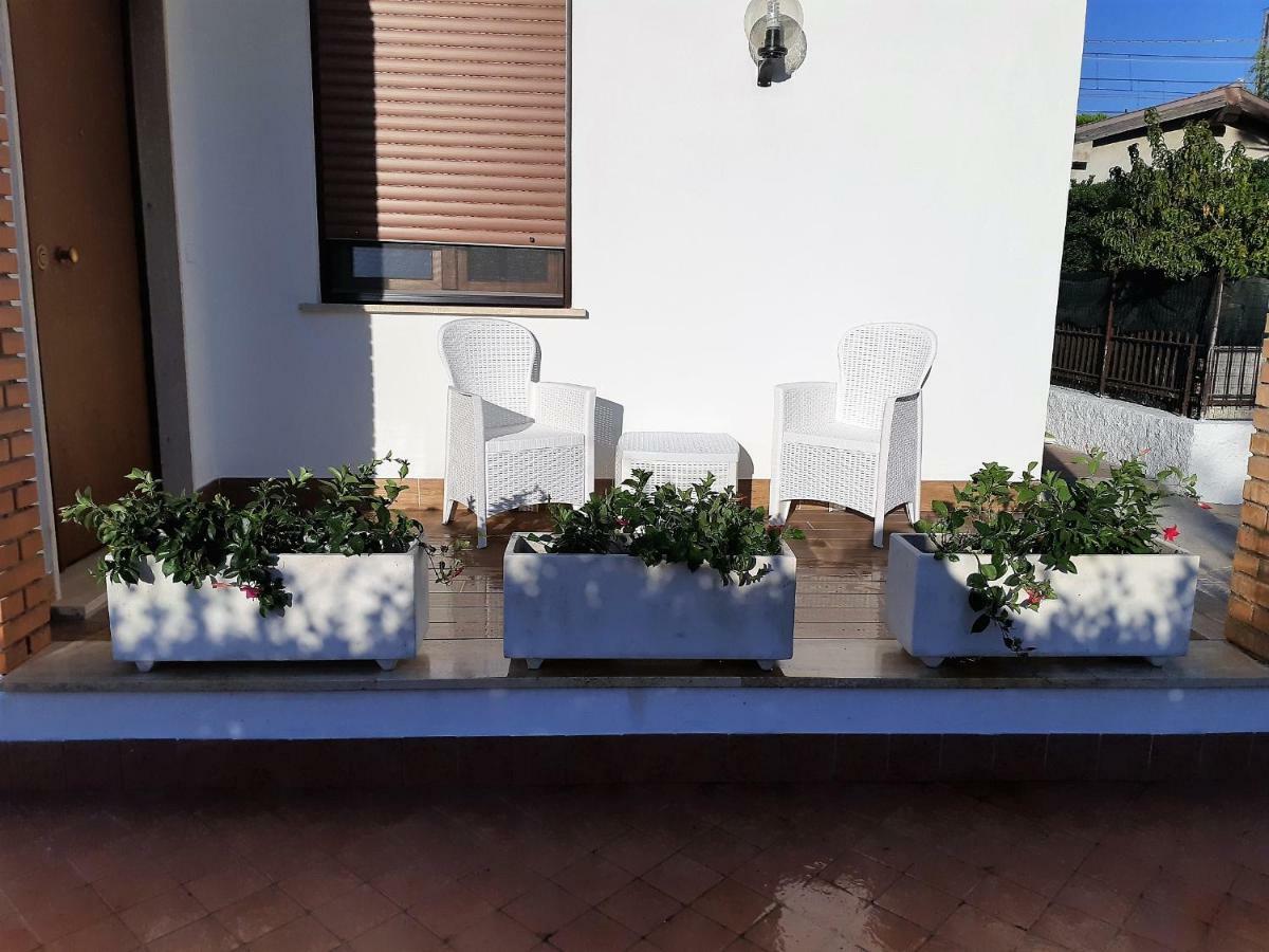 Guest House Al Mare Civitavecchia Exterior foto